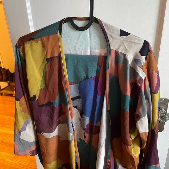 Matching Top and Skirt set - Picture 3 of 10